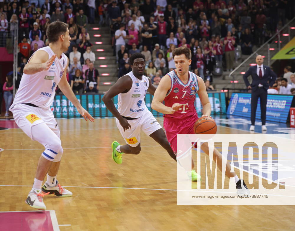 Grayson Murphy Telekom Baskets Bonn vs. SYNTAINICS MBC 23. Speiltag - Saison 2025 26