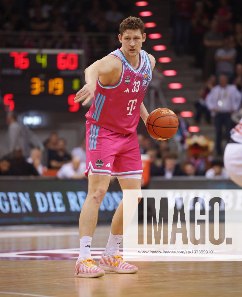 Patrick Heckmann Telekom Baskets Bonn vs. SYNTAINICS MBC 23. Speiltag - Saison 2025 26