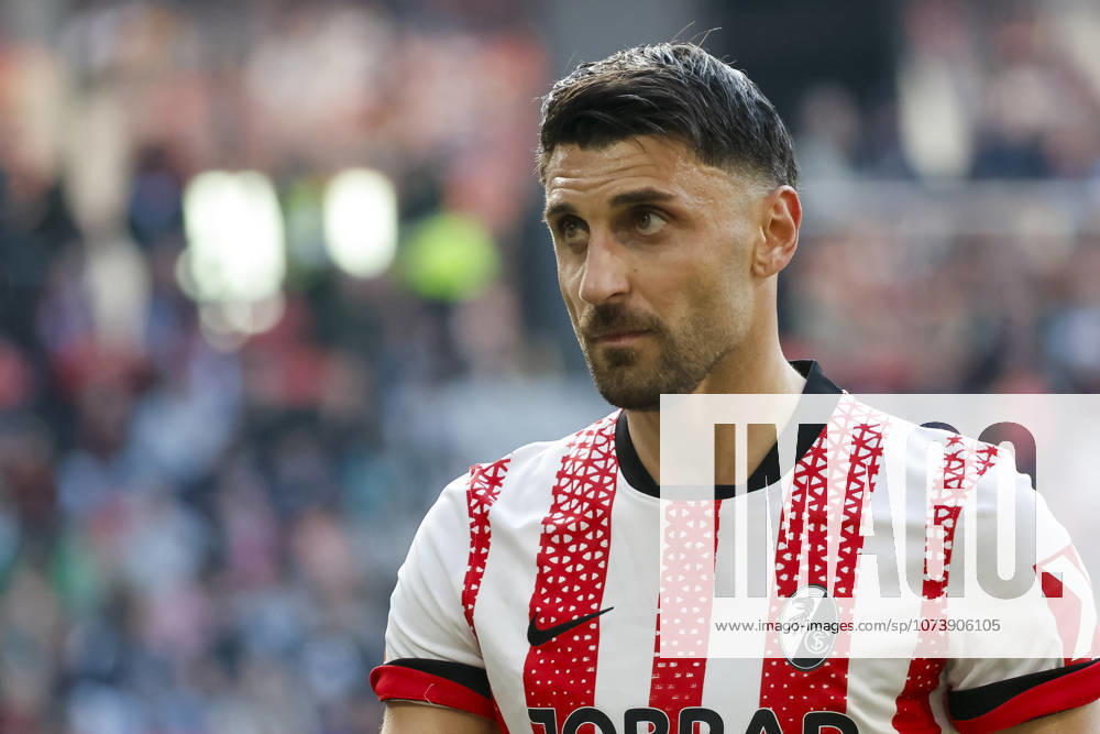 Vincenzo Grifo (SC Freiburg, 32) , Deutschland, Fussball, 1. Bundesliga, 25.Spieltag, 2025 2026, SC Freiburg vs. Bayer 04 Leverkusen, 07.03.2026, Freiburg im Breisgau Europa-Park Stadion Deutschland
