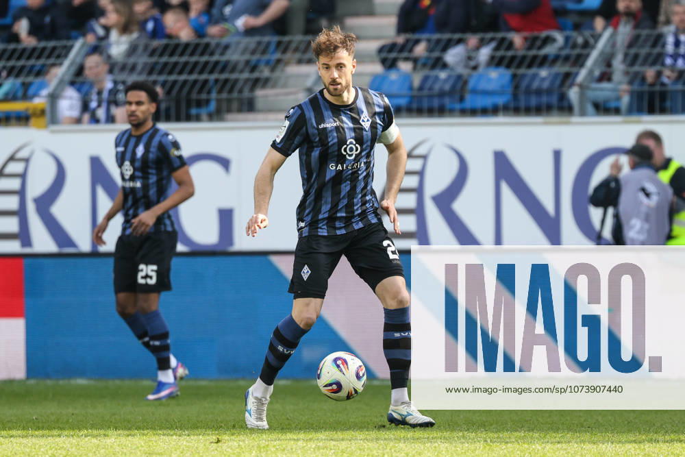 Lukas Klünter (SV Waldhof Mannheim, 24) Fussball: 3. Liga, 28. Spieltag, SV Waldhof Mannheim vs. TSV Havelse am 08.03.2026 in Mannheim (Carl-Benz-Stadion), Deutschland Mannheim Carl-Benz-Stadion Deutschland