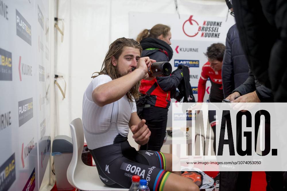 Road cycling, Rad, Radsport, Strasse illustration pictures KUURNE, BELGIUM - FEBRUARY 26 : SAGAN Peter (SVK) Rider of BORA pictured drinking Kwaremont after during the 69th Kuurne - Brussel - Kuurne cycling race with start and finish in Kuurne on February 26, 2017 in Kuurne, Belgium, 26 02 17