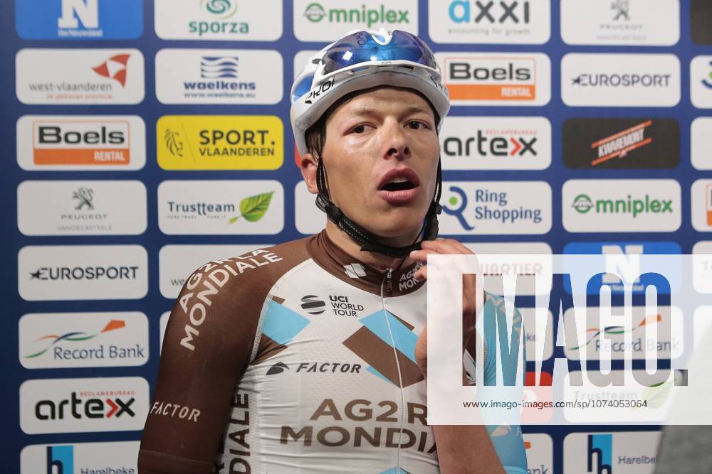 Road cycling, Rad, Radsport, Strasse illustration pictures HARELBEKE, BELGIUM - MARCH 24 : NAESEN Oliver (BEL) Rider of AG2R LA MONDIALE after the 60th Record Bank E3 Harelbeke UCI World Tour cycling race with start and finish in Harelbeke on March 24, 2017 in Harelbeke, Belgium, 24 03 17 Harelbeke Belgium