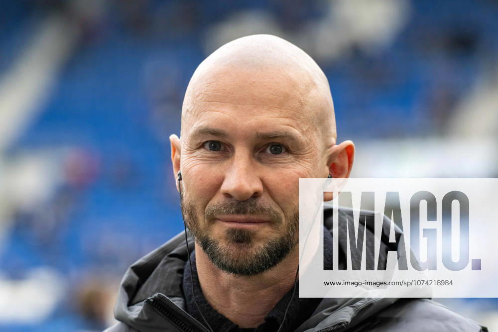 Trainer Christian Ilzer (TSG 1899 Hoffenheim). Deutschland, Sinsheim, 14.03.2026, Fussball, Bundesliga: TSG 1899 Hoffenheim vs VfL Wolfburg, Saison 2025 2026, 26. Spieltag, PreZero Arena DFL DFB REGULATIONS PROHIBIT ANY USE OF PHOTOGRAPHS AS IMAGE SEQUENCES AND OR QUASI-VIDEO.