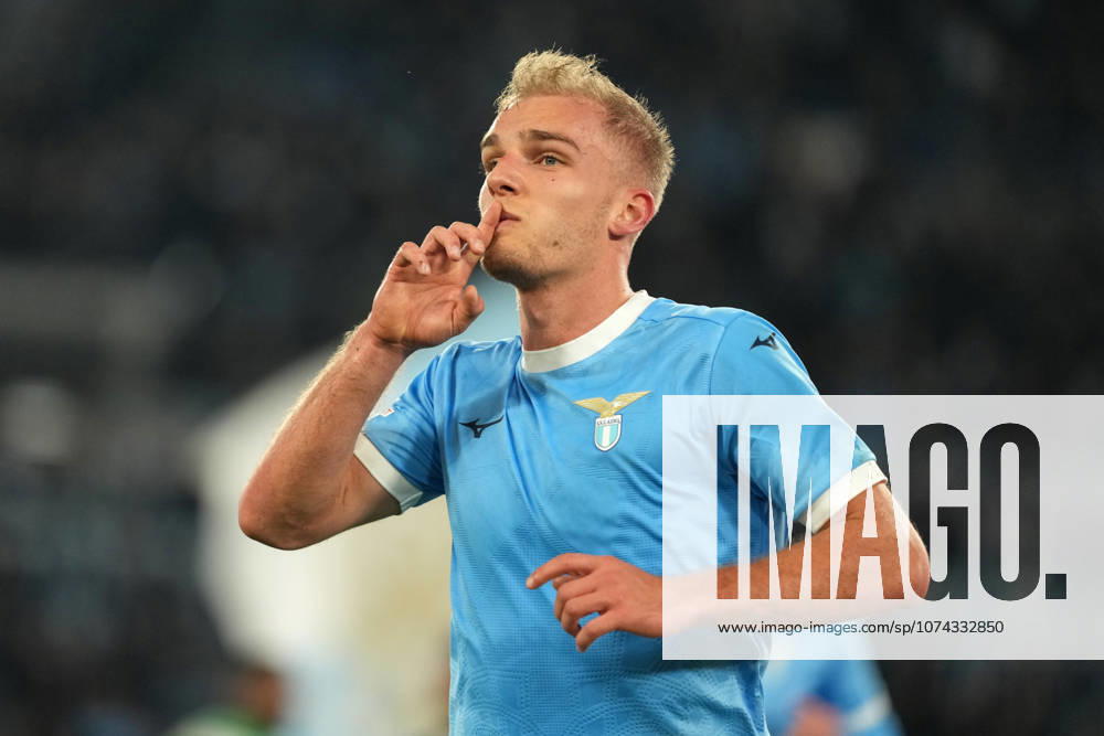 Gustav Isaksen of SS Lazio celebrates after scoring the goal of 1-0 during the Serie A 2025 2026 football match between SS Lazio and AC Milan at Stadio Olimpico in Rome (Italy), March 15, 2026. AntoniettaxBaldassarre