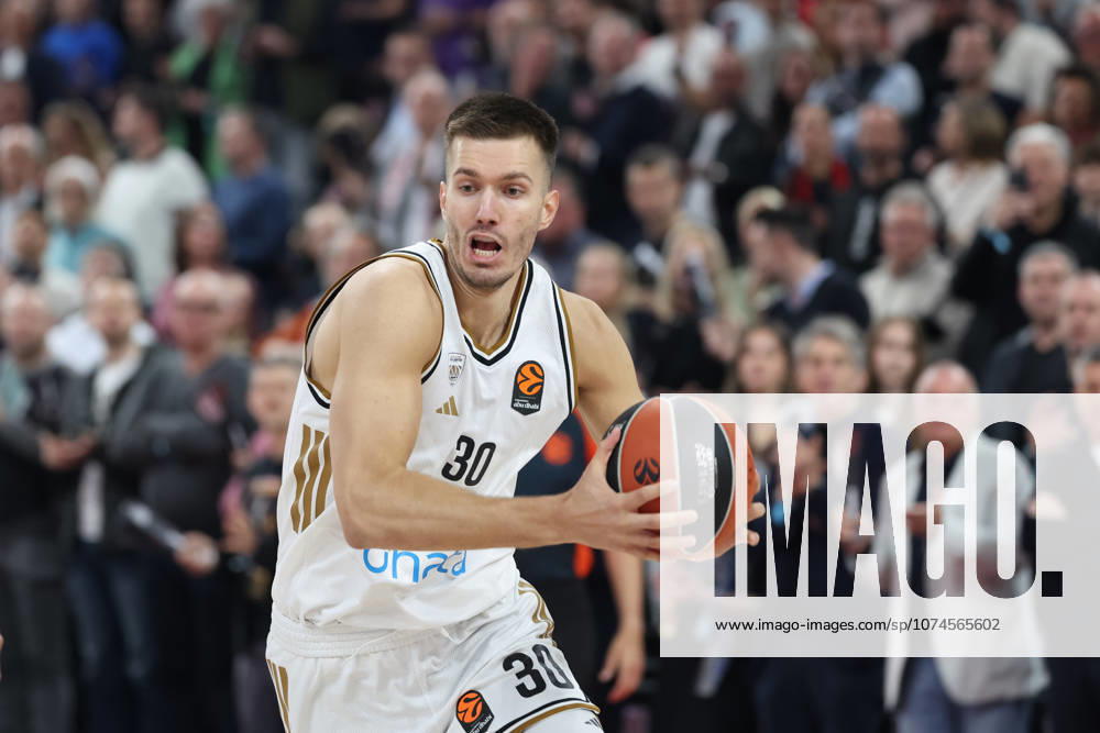 Filip Petrusev (Dubai Basketball, 30), GER, FC Bayern Basketball vs. Dubai Basketball, Basketball, Euroleague, 32. Spieltag, Saison 2025 2026, 19.03.2026, GER, FC Bayern Basketball vs. Dubai Basketball, Basketball, Euroleague, 32. Spieltag, Saison 2025 2026, 19.03.2026 Muenchen