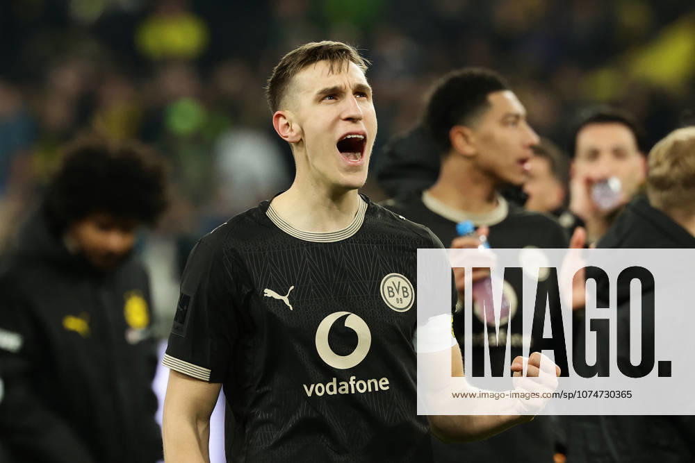 Dortmund, Germany, 21.03.26, Nico Schlotterbeck (Borussia Dortmund) gestikuliert während des Spiels der 1. Bundesliga zwischen Borussia Dortmund - Hamburger SV im Signal Iduna Park in Dortmund. (Photo by Joachim Bywaletz) DFB DFL REGULATIONS PROHIBIT ANY USE OF PHOTOGRAPHS AS IMAGE SEQUENCES AND OR QUASI-VIDEO.