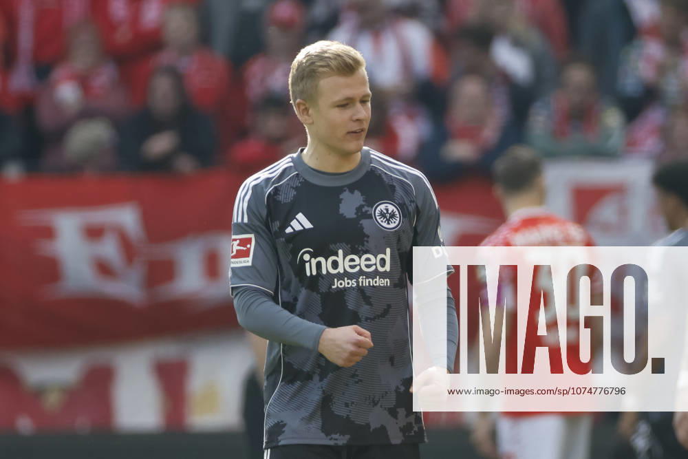 Jonathan Burkardt (Eintracht Frankfurt, 09) , Deutschland, Fussball, 1. Bundesliga, 27.Spieltag, 2025 2026, 1. FSV Mainz vs. Eintracht Frankfurt, 22.03.2026, Mainz Mewa Arena Rheinland-Pfalz Deutschland