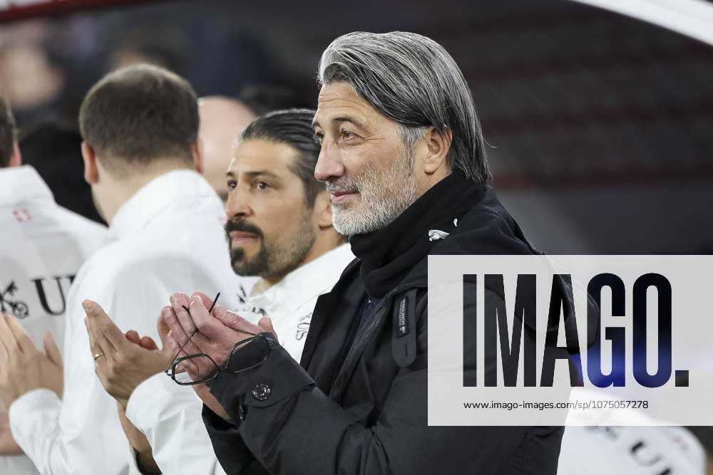 Murat Yakin (Schweiz, Trainer) vor Spielbeginn , Schweiz, Fussball, Freundschaftsspiel, Schweiz vs. Deutschland, 27.03.2026, Basel Sankt Jakob Park Schweiz