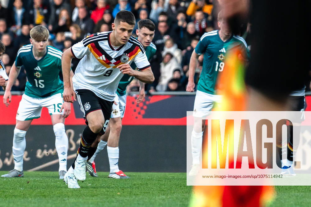Deutschland: U21, U 21 EM-Qualifikation 2025 2026, Deutschland U21 vs. Nordirland U21, Freitag 27.03.2026, Eintracht Stadion Braunschweig DFB U21 Nationalmannschaft Tor zum 1:0 durch Nicolò Tresoldi Elfmeter