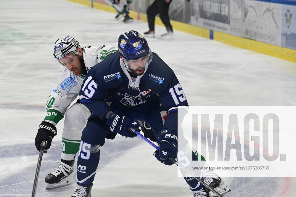 Kassel, Probonio Arena Eishockey DEL 2 Playoff Saison 2025 2026 Kassel Huskies gegen Bietigheim Steelers Luca Münzenberger (15, Kassel Huskies)