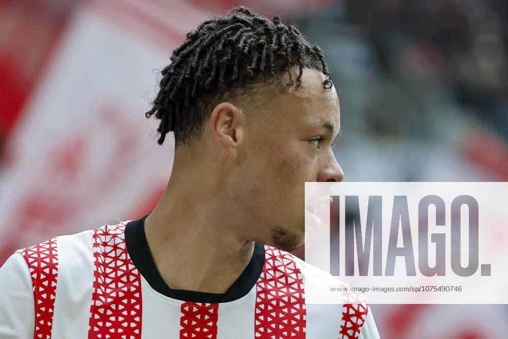 Derry Scherhant (SC Freiburg, 07) , Deutschland, Fussball, 1. Bundesliga, 28.Spieltag, 2025 2026, SC Freiburg vs. FC Bayern München, 04.04.2026, Freiburg im Breisgau Europa-Park Stadion Hessen Deutschland