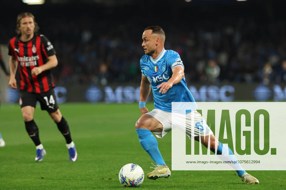 Napolis Stanislav Lobotka during the Serie A soccer match between Napoli and Milan at the Diego Armando Maradona Stadium in Naples, southern italy - Monday , April 06 , 2026. - Soccer .