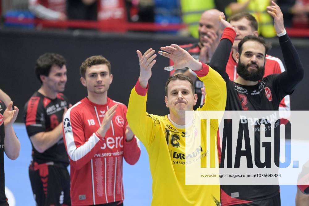 Jubel, Freude nach dem Sieg; Nebojsa Simic (Torwart MT Melsungen 16), Florian Drosten (MT Melsungen 18) (L), Ruben Marchan (MT Melsungen 2) (R) , GER, MT Melsungen - Fredericia HK (DEN), Handball, EHF European League Maenner, Play-Offs, Saison 2025 2026, 07.04.2026, GER, MT Melsungen - Fredericia HK, Handball, EHF Maenner, Play-Off, Saison 2025 2026, 07.04.2026 Kassel
