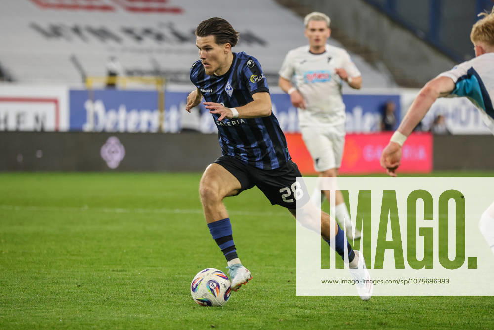 Diego Michel (SV Waldhof Mannheim, 28) Fussball: 3. Liga, 32. Spieltag, SV Waldhof Mannheim vs. TSG 1899 Hoffenheim II am 07.04.2026 in Mannheim (Carl-Benz-Stadion), Deutschland Mannheim Carl-Benz-Stadion Deutschland