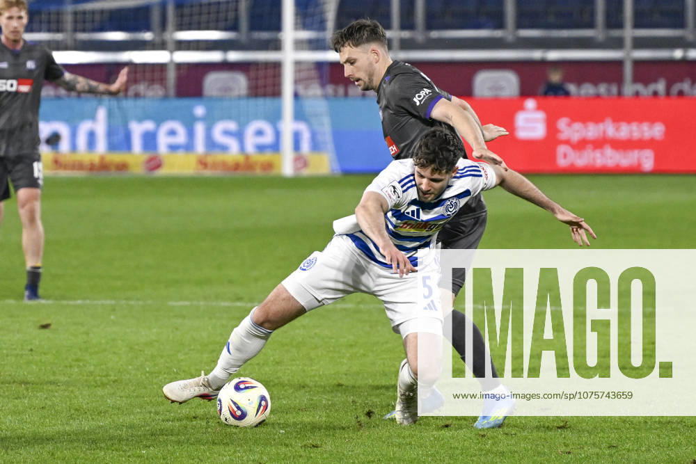 V. li. im Zweikampf Tobias Fleckstein (Duisburg 5) Robin Meißner Meissner (Osnabrueck 11) 07.04.2026 ¢ Fussball ¢ MSV Duisburg vs VfL Osnabrueck, Schauinsland-Reisen-Arena, Duisburg, DFB DFL REGULATIONS PROHIBIT ANY USE OF PHOTOGRAPHS AS IMAGE SEQUENCES AND OR QUASI-VIDEO