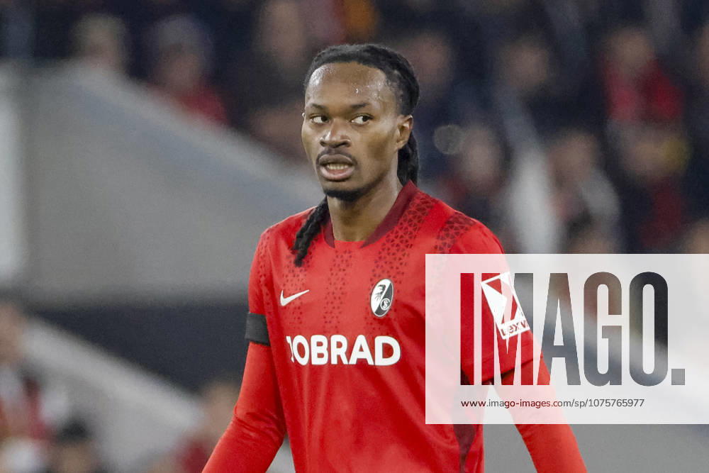 Jordy Makengo (SC Freiburg, 33) , Deutschland, Fussball, UEFA Europa League, Viertelfinale, 2025 2026, SC Freiburg vs. Celta Vigo, 09.04.2026, Freiburg im Breisgau Europa-Park Stadion (Stadion am Deutschland