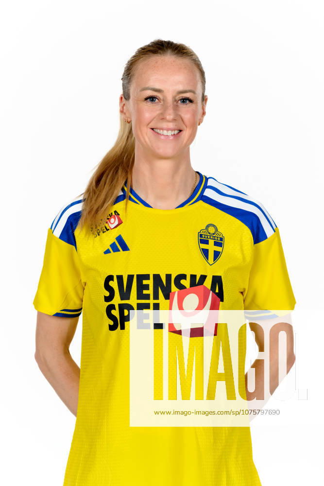 Amanda Ilestedt of the Swedish women s national football team poses for a portrait on April 9, 2026 in Gothenburg. Photo: Carl Sandin BILDBYRAN kod CS CS0925 fotboll football soccer fotball porträtt portraits sverige sweden dam bbeng