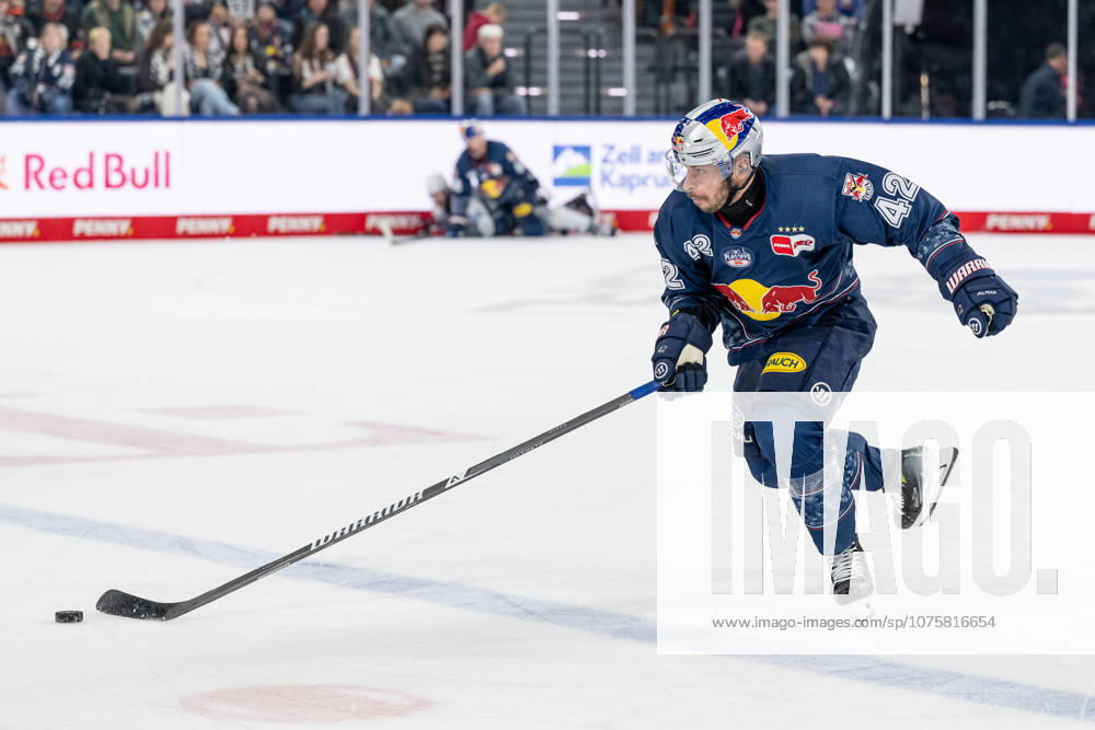 Yasin Ehliz (EHC Red Bull Muenchen, 42) GER, EHC Red Bull Muenchen vs. Adler Mannheim, Eishockey, DEL, Playoffs, Halbfinale Spiel 2, Saison 2025 2026, 10.04.2026. GER, EHC Red Bull Muenchen vs. Adler Mannheim, Eishockey, DEL, Playoffs, Halbfinale Spiel 2, Saison 2025 2026, 10.04.2026. Muenchen