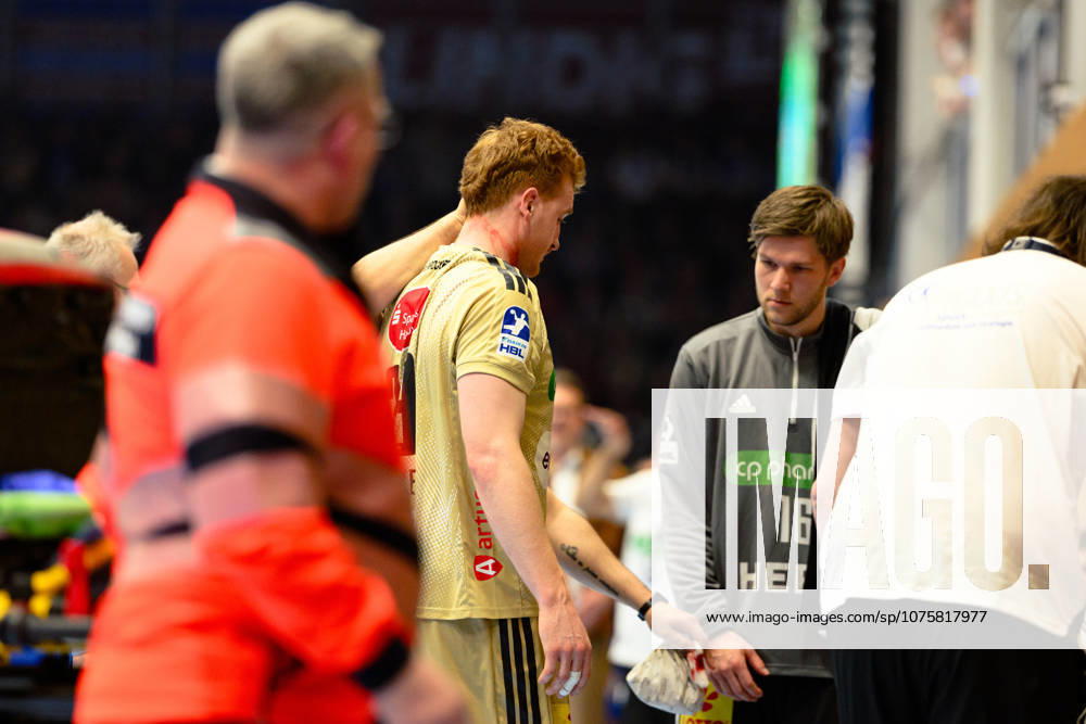 Lukas Stutzke (TSV Hannover-Burgdorf, 39) muss blutend von der Platte. GER, ThSV Eisenach gegen TSV Hannover-Burgdorf, 1. Daikin Handballbundesliga, Handball, 28.Spieltag, Saison 2025 2026, 19.00 Uhr, 10.04.2026 GER, ThSV Eisenach gegen TSV Hannover-Burgdorf, 1. Daikin Handballbundesliga, Handball, 28.Spieltag, Saison 2025 2026, 19.00 Uhr, 10.04.2026 Eisenach