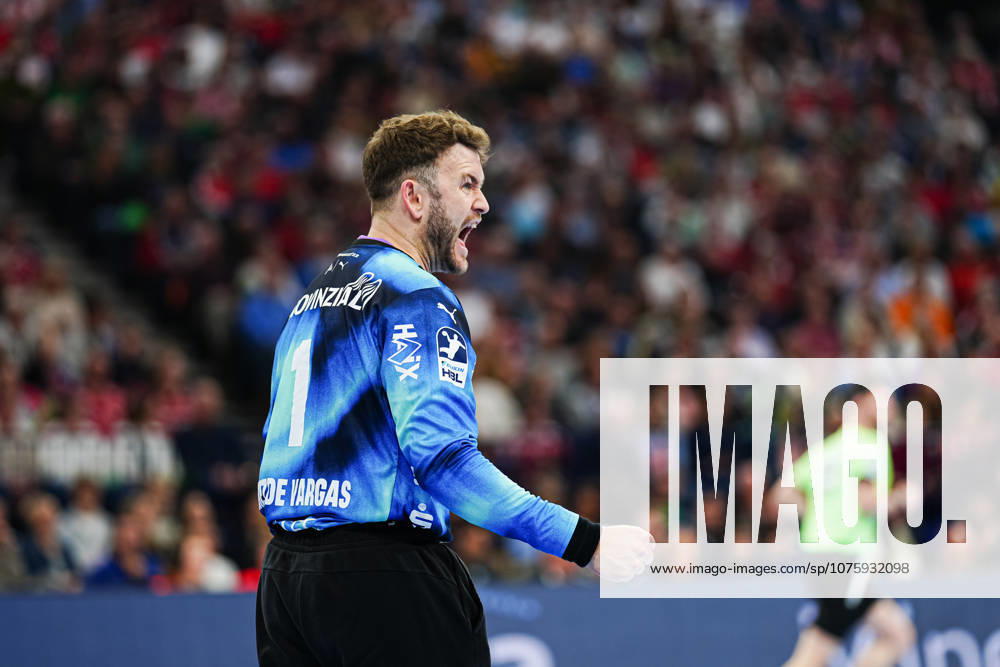 Jubel nach Parade Gonzalo Perez de Vargas (THW Kiel, 01) GER, Handball Verein Hamburg vs. THW Kiel, Handball, 1. Bundesliga, Spieltag 28, Saison 2025 2026, 12.04.2026 GER, Handball Sport Verein Hamburg vs. THW Kiel, Handball, 1. Bundesliga, Spieltag 28, Saison 2025 2026, 12.04.2026 Hamburg