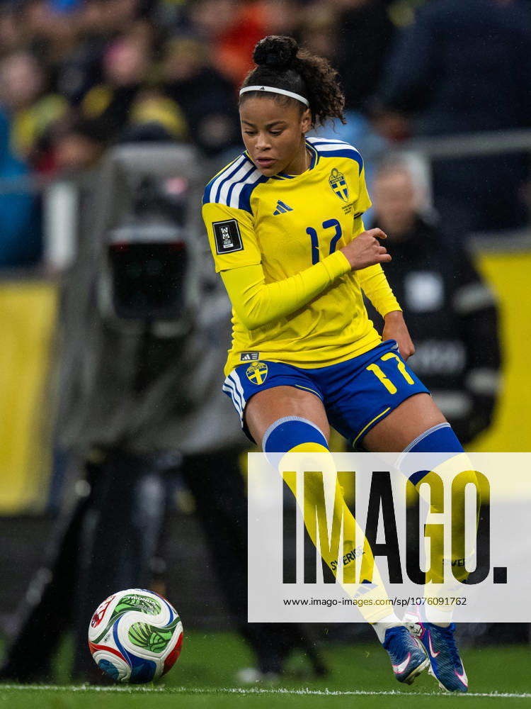 Felicia Schröder of Sweden during the FIFA Women s World Cup Qualifier football match between Sweden and Denmark on April 14, 2026 in Gothenburg. Photo: Mathias Bergeld BILDBYRAN kod MB CS0928 fotboll football soccer fotball vm-kval kval fifa womens world cup qualifier qualifier sverige sweden danmark denmark dam bbeng women kvinner