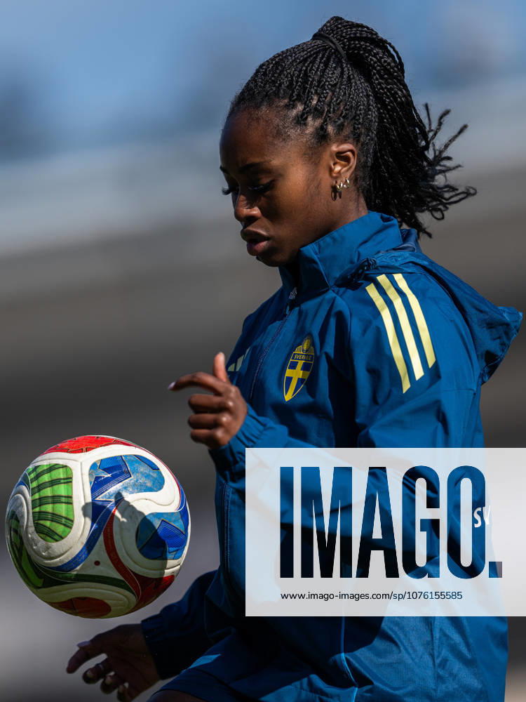 Monica Jusu Bah of the Swedish women s national football team during a training session on April 16, 2026 in Gothenburg. Photo: Mathias Bergeld BILDBYRAN kod MB MB1364 fotboll football soccer fotball vm-kval kval fifa womens world cup qualifier qualifier träning practice training sverige sweden dam bbeng women kvinner