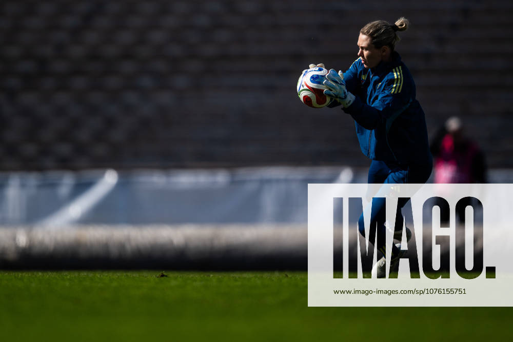 Goalkeeper Jennifer Falk of the Swedish women s national football team during a training session on April 16, 2026 in Gothenburg. Photo: Mathias Bergeld BILDBYRAN kod MB MB1364 fotboll football soccer fotball vm-kval kval fifa womens world cup qualifier qualifier träning practice training sverige sweden dam bbeng women kvinner