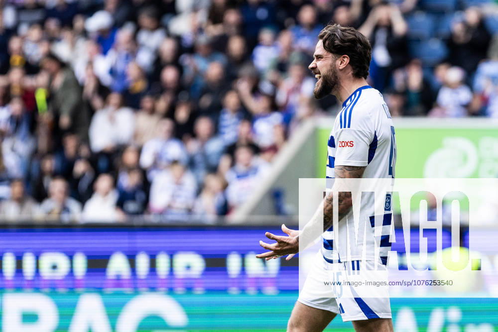3.Liga: MSV Duisburg - TSG Hoffenheim II; 18.04.2026 Lex-Tyger Lobinger (MSV Duisburg, 45) emotionell reagiert auf ein Torchance. 3.Liga: MSV Duisburg - TSG Hoffenheim II; Schauinsland-Reisen-Arena, Duisburg, 18.04.2026 DFB regulations prohibit any use of photographs as image sequences and or quasi video.