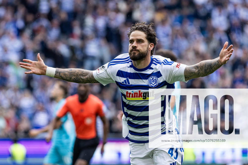 3.Liga: MSV Duisburg - TSG Hoffenheim II; 18.04.2026 MSV Duisburg bejubelt das Tor, 2:1 durch Lex-Tyger Lobinger (MSV Duisburg, 45) 3.Liga: MSV Duisburg - TSG Hoffenheim II; Schauinsland-Reisen-Arena, Duisburg, 18.04.2026 DFB regulations prohibit any use of photographs as image sequences and or quasi video.