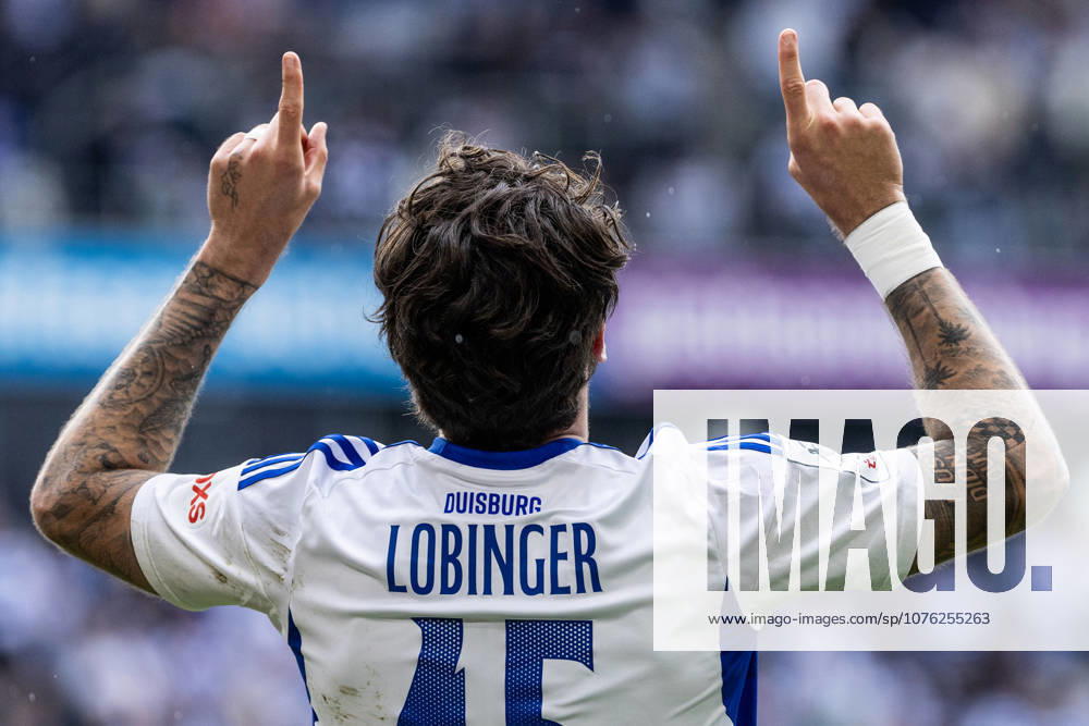 3.Liga: MSV Duisburg - TSG Hoffenheim II; 18.04.2026 MSV Duisburg bejubelt das Tor, 2:1 durch Lex-Tyger Lobinger (MSV Duisburg, 45) 3.Liga: MSV Duisburg - TSG Hoffenheim II; Schauinsland-Reisen-Arena, Duisburg, 18.04.2026 DFB regulations prohibit any use of photographs as image sequences and or quasi video.