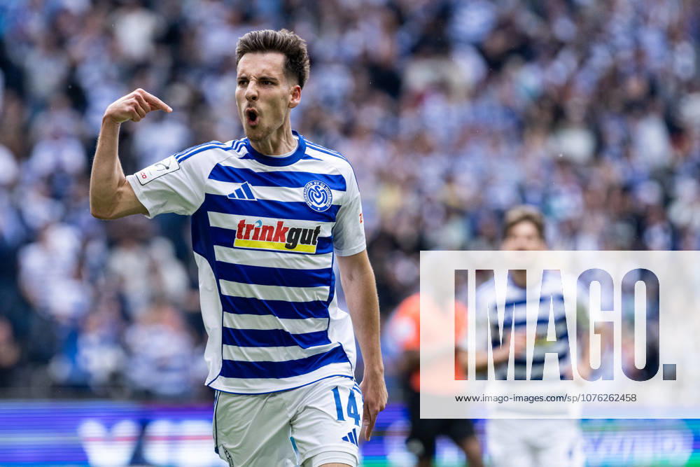 3.Liga: MSV Duisburg - TSG Hoffenheim II; 18.04.2026 MSV Duisburg bejubelt das Tor, 3:1 durch Conor Noß (MSV Duisburg, 14) 3.Liga: MSV Duisburg - TSG Hoffenheim II; Schauinsland-Reisen-Arena, Duisburg, 18.04.2026 DFB regulations prohibit any use of photographs as image sequences and or quasi video.