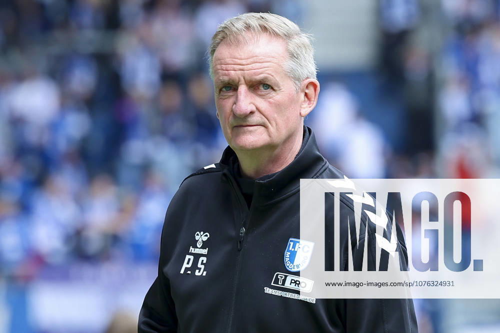 Trainer Petrik Sander (1. FC Magdeburg) schaut, 2. Bundesliga, 1. FC Magdeburg v Fortuna Düsseldorf, Avnet Arena am 18. April 2026 in Magdeburg, Deutschland. (Foto von Marco Steinbrenner DeFodi Images) Trainer Petrik Sander (1. FC Magdeburg) looks on, 2. Bundesliga, 1. FC Magdeburg v Fortuna Düsseldorf, Avnet Arena, April 18, 2026 in Magdeburg, Germany. (Photo by Marco Steinbrenner DeFodi Images) -