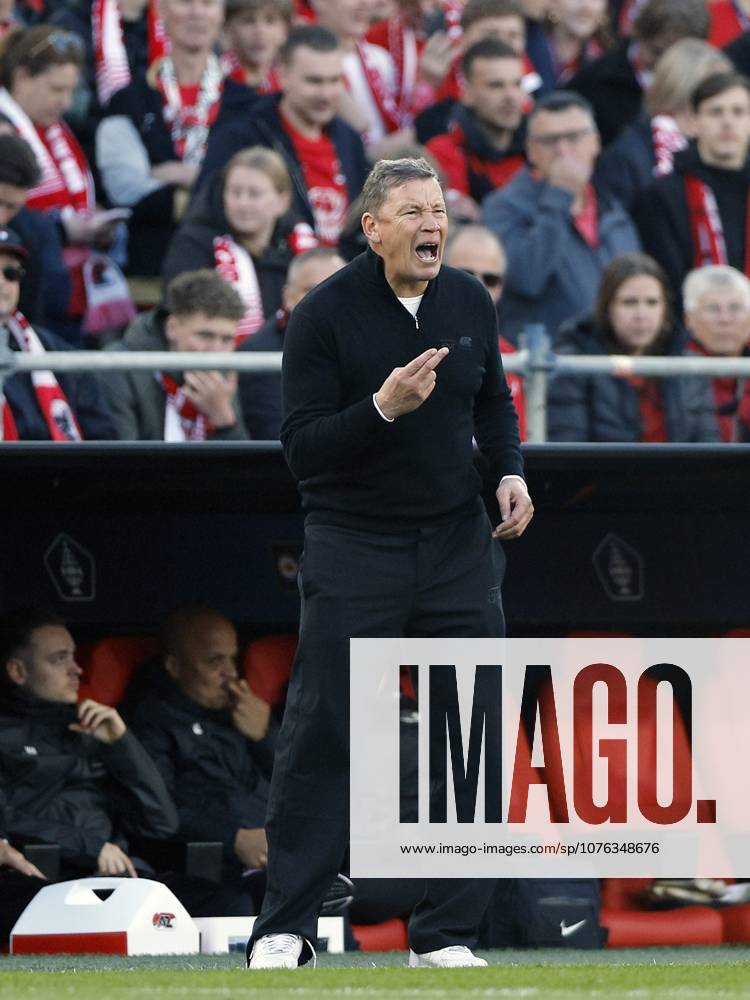ROTTERDAM - AZ Alkmaar coach Leeroy Echteld during the KNVB Cup final match between AZ Alkmaar and NEC Nijmegen at De Kuip stadium on April 19, 2026 in Rotterdam, the Netherlands. BART STOUTJESDIJK ANP Dutch KNVB Beker FINAL 2025-2026 ANPxSportx StoutjesdijkxIVx 556223060 originalFilename: 556223060