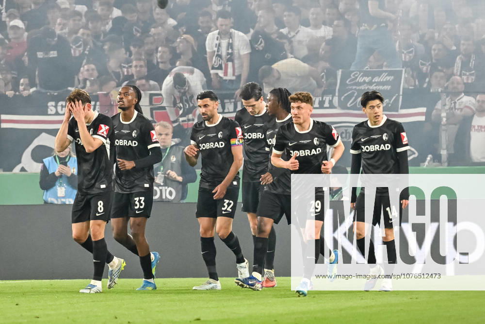 Jubel zum Tor zum 0:1 durch Maximilian Eggestein (SC Freiburg, 08) GER, VfB Stuttgart - SC Freiburg, Fussball, DFB Pokal, Halbfinale, Spielzeit 2025 2026, 23.04.2026 DFB REGULATIONS PROHIBIT ANY USE OF PHOTOGRAPHS AS IMAGE SEQUENCES AND OR QUASI-VIDEO GER, VfB Stuttgart - SC Freiburg, Fussball, DFB Pokal, Halbfinale, Spielzeit 2025 2026, 23.04.2026 Stuttgart