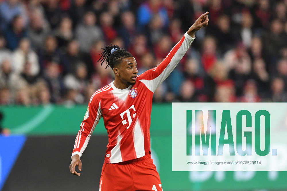 Michael Olise ( FC Bayern Muenchen, 17 ) gestikuliert. GER, Bayer 04 Leverkusen vs FC Bayern Muenchen, Fussball, DFB Pokal Halbfinale, Spielzeit 2025 2026, 22.04.2026 DFL REGULATIONS PROHIBIT ANY USE OF PHOTOGRAPHS AS IMAGE SEQUENCES AND OR QUASI-VIDEO GER, Bayer 04 Leverkusen vs FC Bayern Muenchen, Fussball, DFB Pokal Halbfinale, Spielzeit 2025 2026, 22.04.2026 Leverkusen