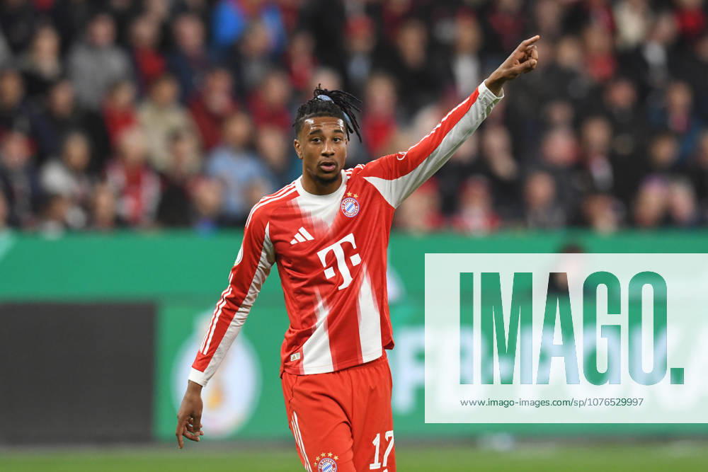 Michael Olise ( FC Bayern Muenchen, 17 ) gestikuliert. GER, Bayer 04 Leverkusen vs FC Bayern Muenchen, Fussball, DFB Pokal Halbfinale, Spielzeit 2025 2026, 22.04.2026 DFL REGULATIONS PROHIBIT ANY USE OF PHOTOGRAPHS AS IMAGE SEQUENCES AND OR QUASI-VIDEO GER, Bayer 04 Leverkusen vs FC Bayern Muenchen, Fussball, DFB Pokal Halbfinale, Spielzeit 2025 2026, 22.04.2026 Leverkusen