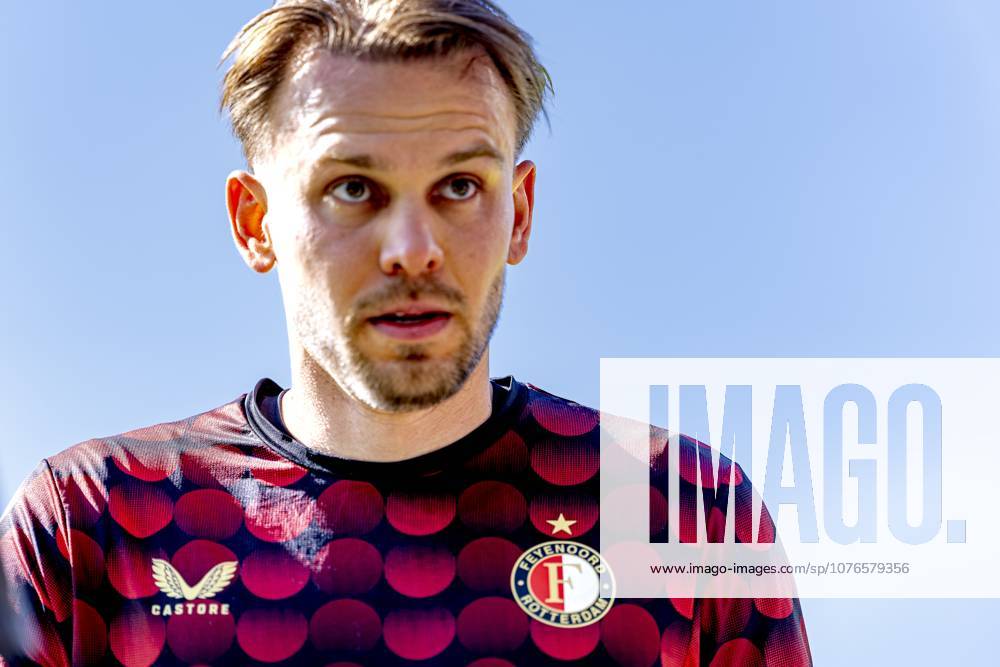 ROTTERDAM - SC Feyenoord Rotterdam goalkeeper Timon Wellenreuther during the Dutch Vriendenloterij Eredivisie match between Feyenoord and FC Groningen at Stadion de Kuip on April 25, 2026 in Rotterdam, the Netherlands. (Photo by DeFodi Images) -