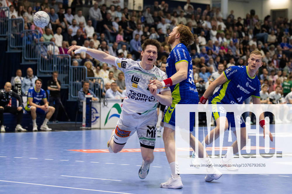 Oskar NEUDECK (FRISCH AUF! Goeppingen, 02) erzielt ein Tor, Aktion, Torwurf GER, VfL Gummersbach vs. FRISCH AUF! Goeppingen, Handball, Bundesliga, 30. Spieltag, Spielzeit 2025 2026, 30.04.2026, GER, VfL Gummersbach vs. FRISCH AUF! Goeppingen, Handball, Bundesliga, 30. Spieltag, Spielzeit 2025 2026, 30.04.2026, Gummersbach