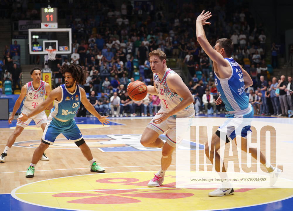 Patrick Heckmann Telekom Baskets Bonn vs. Frankfurt Skyxliners 32. Speiltag - Saison 2025 26
