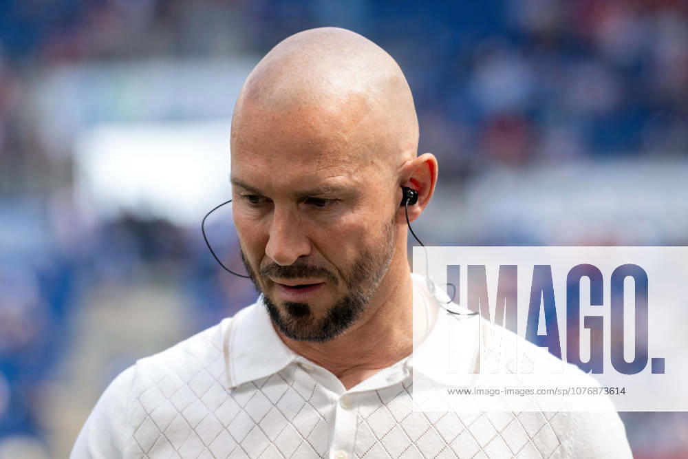 Trainer Christian Ilzer (TSG 1899 Hoffenheim). Deutschland, Sinsheim, 02.05.2026, Fussball, Bundesliga: TSG 1899 Hoffenheim vs VfB Stuttgart, Saison 2025 2026, 32. Spieltag, PreZero Arena DFL DFB REGULATIONS PROHIBIT ANY USE OF PHOTOGRAPHS AS IMAGE SEQUENCES AND OR QUASI-VIDEO.