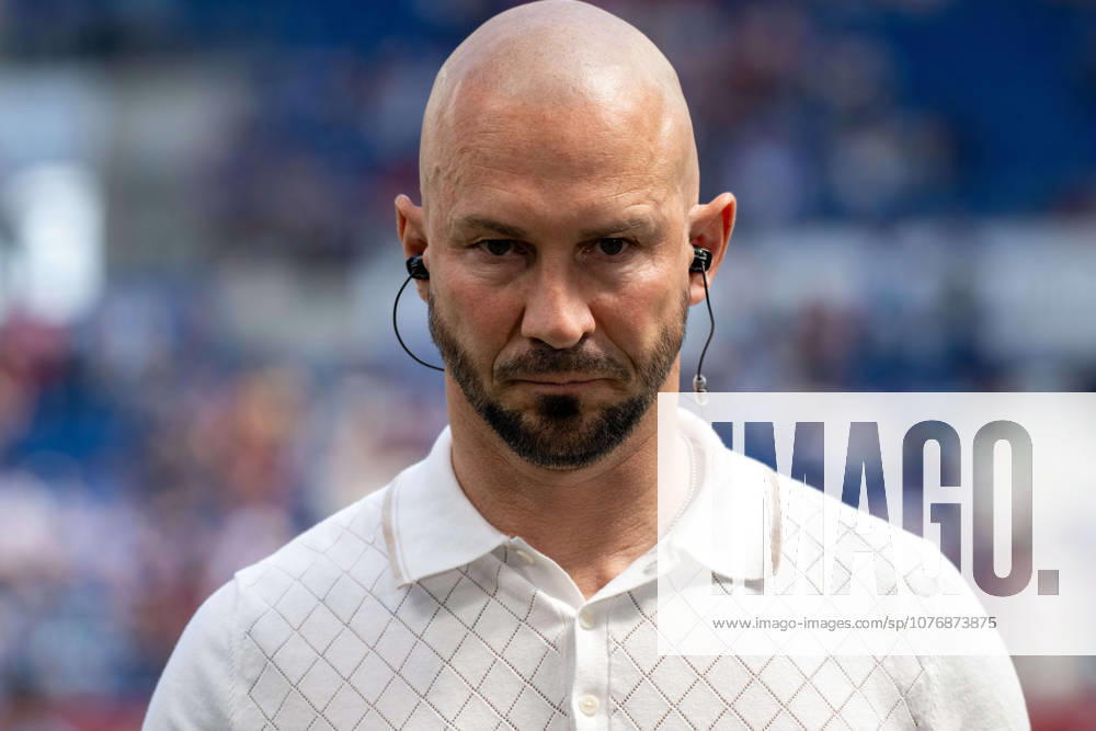 Trainer Christian Ilzer (TSG 1899 Hoffenheim). Deutschland, Sinsheim, 02.05.2026, Fussball, Bundesliga: TSG 1899 Hoffenheim vs VfB Stuttgart, Saison 2025 2026, 32. Spieltag, PreZero Arena DFL DFB REGULATIONS PROHIBIT ANY USE OF PHOTOGRAPHS AS IMAGE SEQUENCES AND OR QUASI-VIDEO.