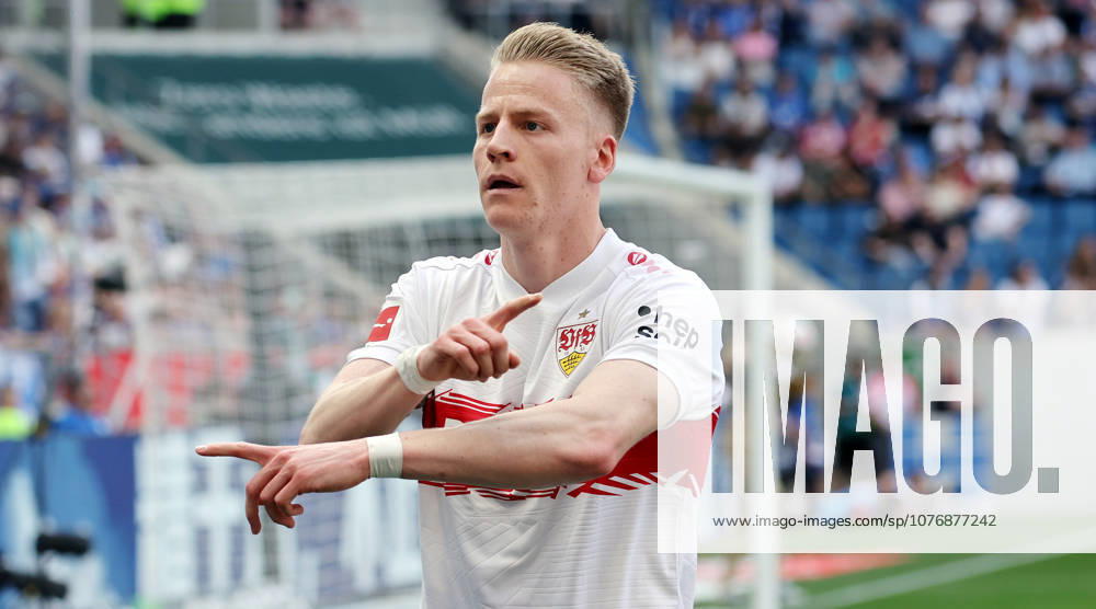 Sinsheim , Fußball Bundesliga TSG 1899 Hoffenheim vs. VfB Stuttgart , Torschütze Chris Führich (VfB) jubelt über sein Tor zum 1:1