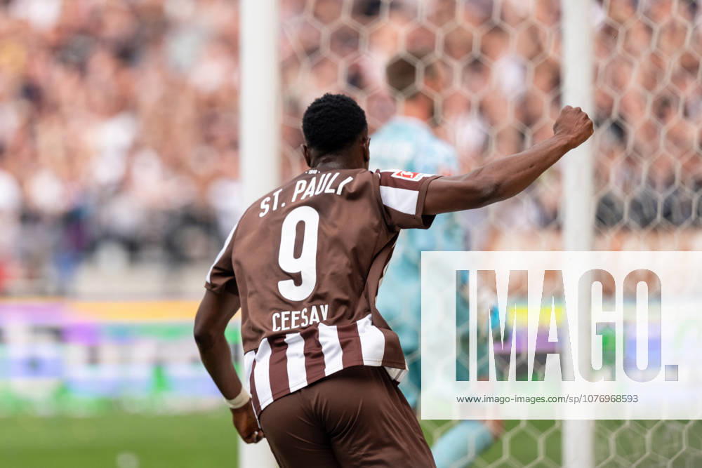 Tor zum 1:2 Abdoulie Ceesay (FC St. Pauli, 09) jubelt Jubel, GER, FC St. Pauli vs. 1. FSV Mainz 05, Fussball, Bundesliga, Spieltag 32, Saison 2025 2026, 03.05.2026 DFL REGULATIONS PROHIBIT ANY USE OF PHOTOGRAPHS AS IMAGE SEQUENCES AND OR QUASI-VIDEO GER, FC St. Pauli vs. 1. FSV Mainz 05, Fussball, Bundesliga, Spieltag 32, Saison 2025 2026, 03.05.2026 Hamburg