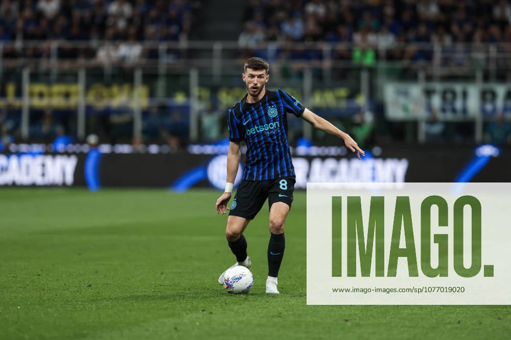 FC Internazionale v Parma Calcio 1913 - Serie A Petar Sucic of FC Internazionale is in action during the Serie A football match between Internazionale FC and Parma Calcio 1913 at Giuseppe Meazza Stadium in Milan, Italy, on May 3, 2026. Milano Italy