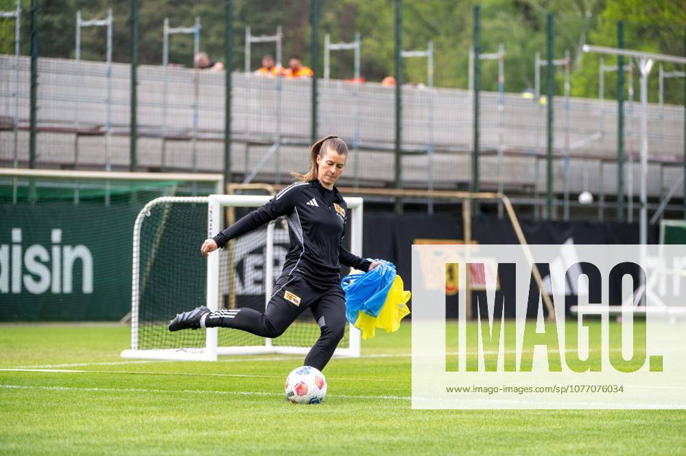 Fußball, Herren, Saison 2025 2026, 1. Bundesliga, 1. FC Union Berlin, Training auf Trainingsplatz II, Trainerin Marie-Louise Eta (1. FC Union Berlin), 05.05. 2026,