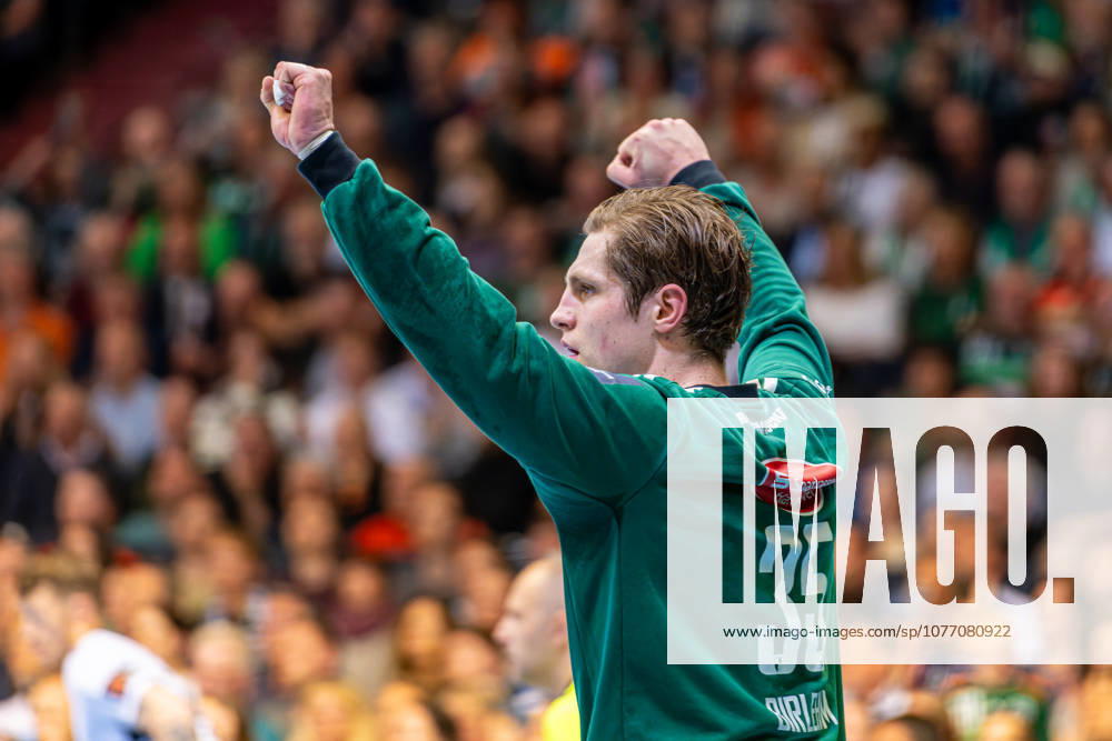 Joel Birlehm (TSV Hannover-Burgdorf, Nr. 35) (L-R), TSV Hannover-Burgdorf (orange) against SG Flensburg-Handewitt (blue) (second-leg of the quarter-finals the EHF European League 2025 2026) (05.05.2026, Swiss Life Hall (Hannover, GER),