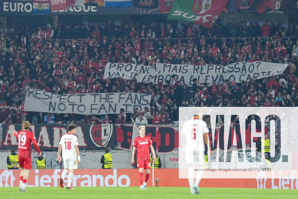 Spruchband der Fans und Ultras auf der Tribüne, Banner , Deutschland, Fussball, UEFA Europa League, Halbfinale, Rückspiel, 2025 2026, SC Freiburg vs. SC Braga, 07.05.2026, Europa-Park Stadion, Freiburg Freiburg Europa-Park Stadion Baden-Württemberg Deutschland