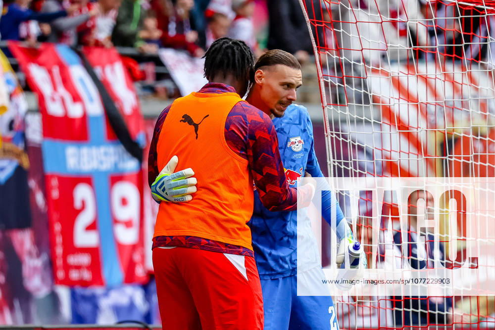 Maarten Vandevoordt (RB Leipzig, 26) Jubel, Torjubel, jubelt ueber Tor mit El-Chadaille Bitshiabu (RB Leipzig, 05), RB Leipzig vs. FC St. Pauli, Fussball, 1. Bundesliga, 33. Spieltag, Saison 2025 2026, 09.05.2026,¨ DFL REGULATIONS PROHIBIT ANY USE OF PHOTOGRAPHS AS IMAGE SEQUENCES AND OR QUASI-VIDEO,¨ RB Leipzig vs. FC St. Pauli, Fussball, 1. Bundesliga, 33. Spieltag, Saison 2025 2026, 09.05.2026 Leipzig
