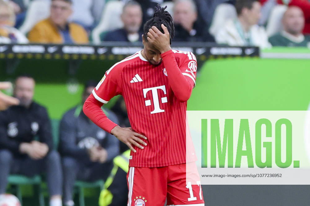 Michael Olise (FC Bayern Muenchen) schaut enttaeuscht, Bundesliga, VfL Wolfsburg v FC Bayern München, Volkswagen Arena am 09. May 2026 in Wolfsburg, Deutschland. (Foto von Marco Steinbrenner DeFodi Images) Michael Olise (FC Bayern Muenchen) looks dejected, Bundesliga, VfL Wolfsburg v FC Bayern München, Volkswagen Arena, May 9, 2026 in Wolfsburg, Germany. (Photo by Marco Steinbrenner DeFodi Images) DFL regulations prohibit any use of photographs as image sequences and or quasi-video. -