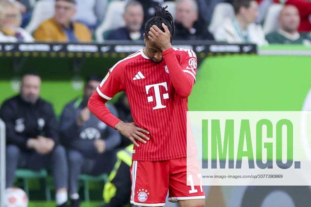 Michael Olise (FC Bayern Muenchen) schaut enttaeuscht, Bundesliga, VfL Wolfsburg v FC Bayern München, Volkswagen Arena am 09. May 2026 in Wolfsburg, Deutschland. (Foto von Marco Steinbrenner DeFodi Images) Michael Olise (FC Bayern Muenchen) looks dejected, Bundesliga, VfL Wolfsburg v FC Bayern München, Volkswagen Arena, May 9, 2026 in Wolfsburg, Germany. (Photo by Marco Steinbrenner DeFodi Images) DFL regulations prohibit any use of photographs as image sequences and or quasi-video. -